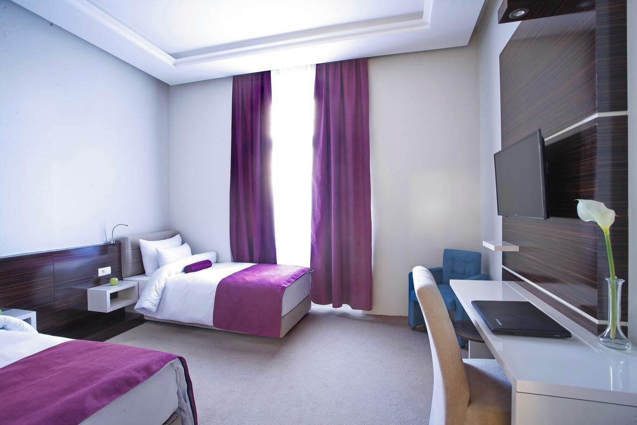 Hotel Theater Belgrade Garni Exteriér fotografie