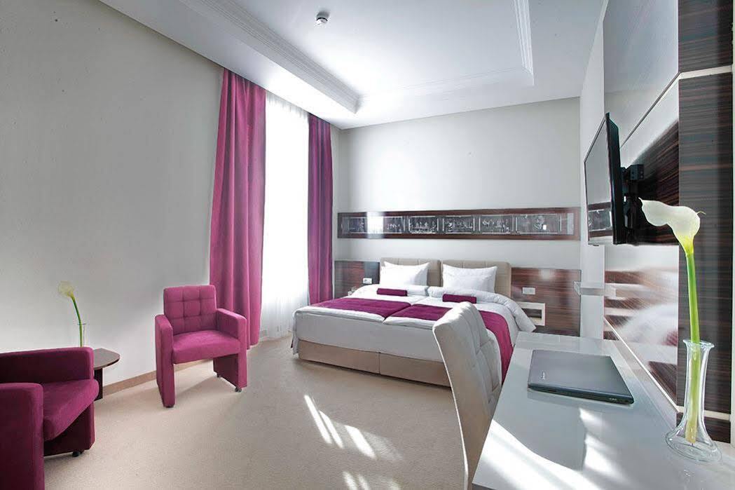 Hotel Theater Belgrade Garni Exteriér fotografie